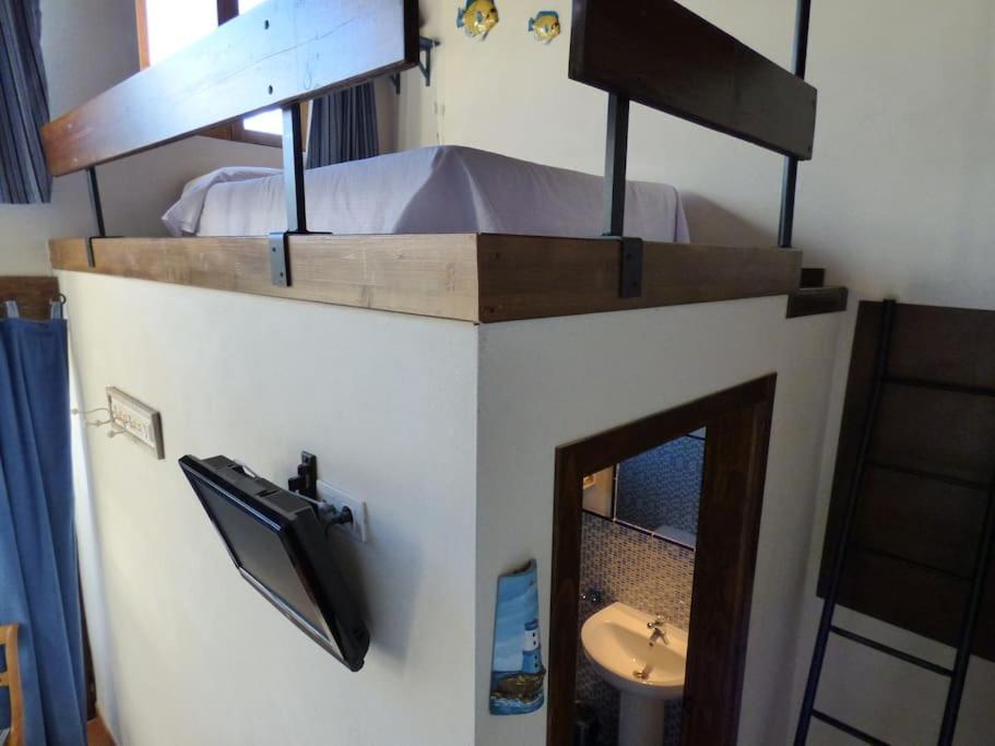 Hotel Albergue Bioclimatico Sabinares Del Arlanza Puentedura Exteriör bild