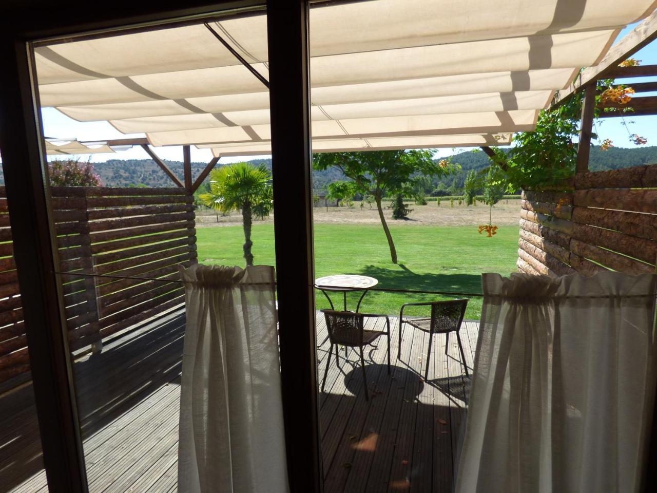 Hotel Albergue Bioclimatico Sabinares Del Arlanza Puentedura Exteriör bild